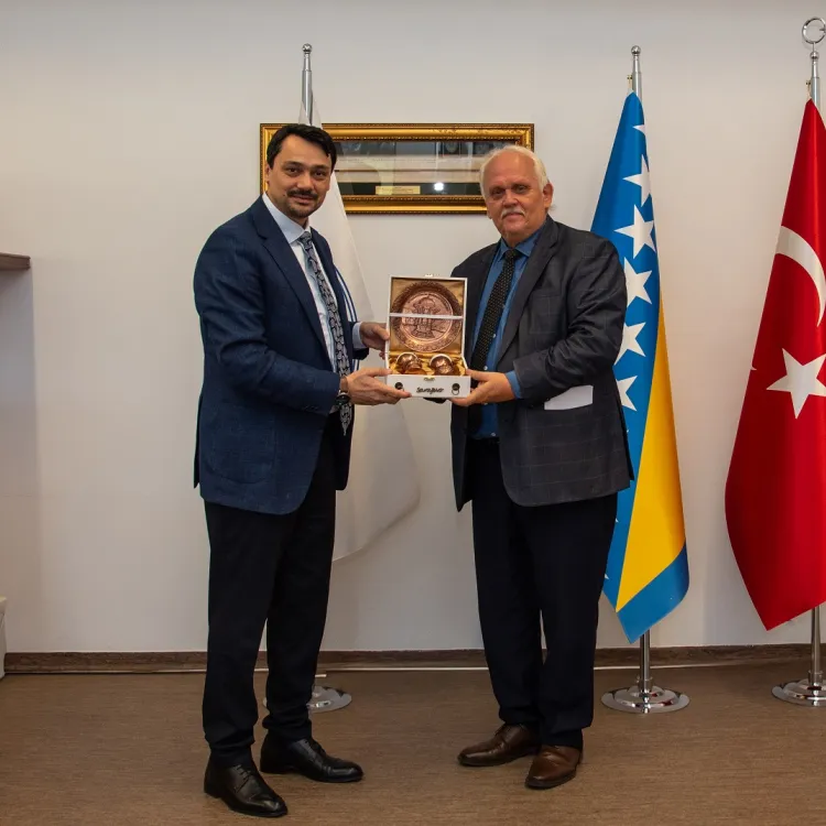 Bulgarian Ambassador Valeri Ivanov Yotov Addresses IUS PSIR Students